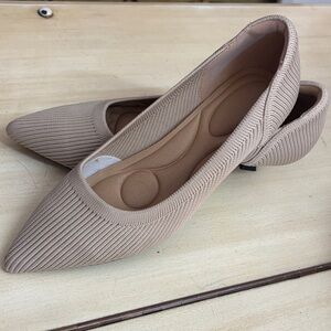 Women's Pointed Knit Ballet Flats - Nude